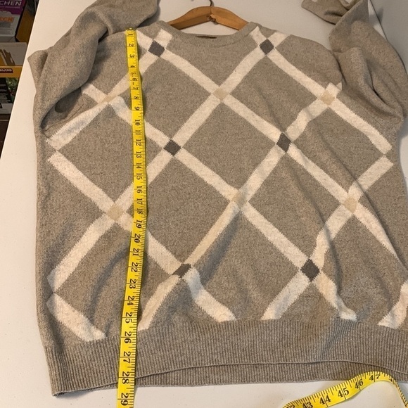 Marks & Spencer Lambswool Sweater - Picture 11 of 12
